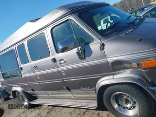 1993 GMC Vandura z VIN 1GDEG25KXPF515274, wystawiony jako IAAI lot #41663966 z przebiegiem 112 288 mil mil oraz . Historia ofert i sprzedaży dostępna na DreamBid. Obrazek 13.