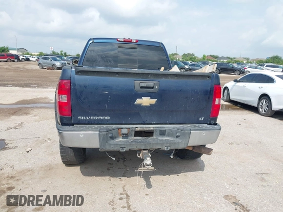 2008 Chevrolet Silverado 1500 LTZ with VIN 2GCEK133881111214, listed as a IAAI auction lot 41986926 with 215,979 mi miles. Bid and sale history available at carsss.com. Image 16.