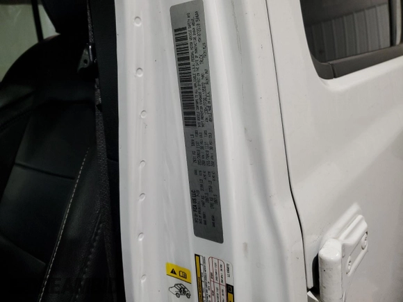 2020 Jeep Gladiator Overland z VIN 1C6HJTFG6LL135872, wystawiony jako Copart lot #59249895 z przebiegiem 113 519 mil mil oraz Czysty tytuł • Clean title. Historia ofert i sprzedaży dostępna na DreamBid. Obrazek 13.