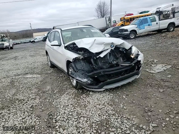 2015 BMW X1 xDrive28i with VIN WBAVL1C56FVY30291, listed as a Copart auction lot 51449995 with 141,615 mi miles and Salvage Title. Bid and sale history available at carsss.com. Image 12.