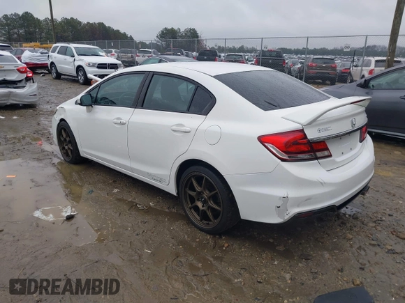 2015 Honda Civic Sedan Si with VIN 2HGFB6E58FH707610, listed as a IAAI auction lot 41420340 with 100,122 mi miles. Bid and sale history available at carsss.com. Image 3.