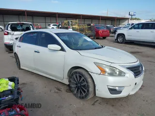 2014 Nissan Altima SV with VIN 1N4AL3AP0EC278546, listed as a IAAI auction lot 41762901 with 121,756 mi miles and . Bid and sale history available at DreamBid. Image 1.