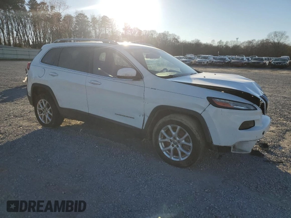 2015 Jeep Cherokee Latitude with VIN 1C4PJLCB8FW525744, listed as a Copart auction lot 45420475 with 145,216 mi miles and Salvage Title. Bid and sale history available at carsss.com. Image 4.