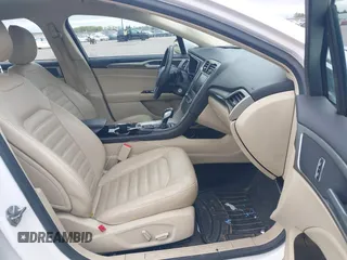 2015 Ford Fusion SE z VIN 3FA6P0H9XFR294210, wystawiony jako IAAI lot #42187211 z przebiegiem 171 326 mil mil oraz . Historia ofert i sprzedaży dostępna na DreamBid. Obrazek 5.
