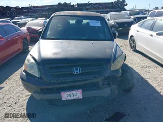 2005 Honda Pilot LX with VIN 2HKYF18175H512174, listed as a IAAI auction lot 41038439 with 1 mi miles. Bid and sale history available at carsss.com. Image 12.