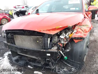 2019 Hyundai Veloster 2.0 with VIN KMHTG6AF6KU005046, listed as a IAAI auction lot 41073491 with 31,490 mi miles. Bid and sale history available at carsss.com. Image 6.