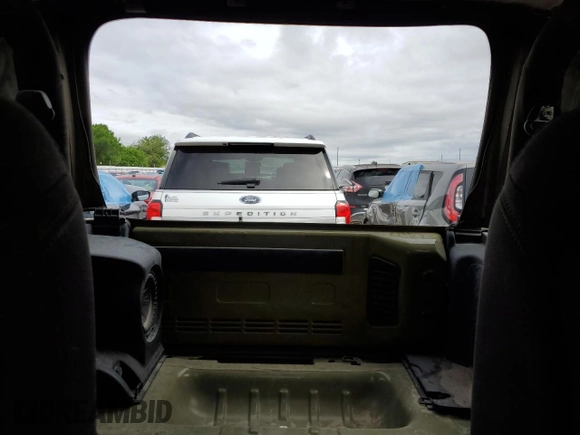 2013 Jeep Wrangler Rubicon z VIN 1C4HJWCG1DL574039, wystawiony jako Copart lot #48728645 z przebiegiem 116 537 mil mil oraz Szkoda całkowita • Salvage title. Historia ofert i sprzedaży dostępna na DreamBid. Obrazek 10.