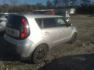 2014 Kia Soul with VIN KNDJN2A28E7746079, listed as a IAAI auction lot 41339648 with 166,617 mi miles. Bid and sale history available at carsss.com. Image 4.