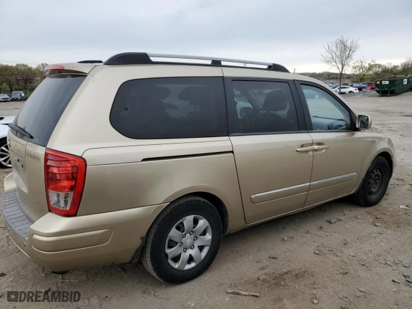 2008 Hyundai Entourage GLS with VIN KNDMC233886055461, listed as a Copart auction lot 52511165 with 215,885 mi miles and Salvage Title. Bid and sale history available at carsss.com. Image 3.
