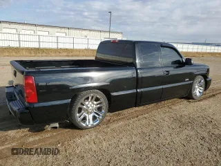 2003 Chevrolet Silverado SS z VIN 2GCEK19N631366266, wystawiony jako Copart lot #79645644 z przebiegiem 146 791 mil mil oraz Szkody całkowita. Historia ofert i sprzedaży dostępna na DreamBid. Obrazek 3.