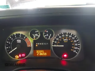 2006 Hummer H3 with VIN 5GTDN136268164216, listed as a IAAI auction lot 42131047 with 218,659 mi miles. Bid and sale history available at carsss.com. Image 7.