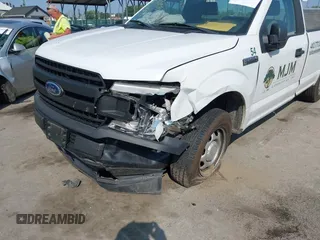 2020 Ford F-150 XL z VIN 1FTMF1CB1LKD30340, wystawiony jako IAAI lot #42468386 z przebiegiem 39 884 mil mil oraz . Historia ofert i sprzedaży dostępna na DreamBid. Obrazek 6.