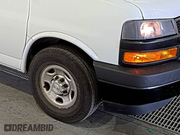 2021 Chevrolet Express Cargo with VIN 1GCWGAFP2M1303152, listed as a IAAI auction lot 42672934 with 68,671 mi miles and . Bid and sale history available at DreamBid. Image 21.