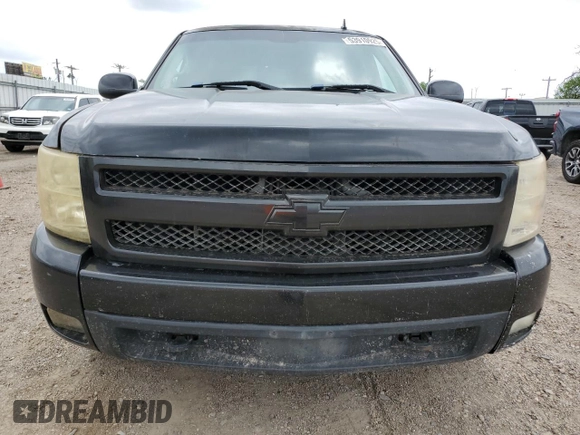 2007 Chevrolet Silverado 1500 1LT with VIN 2GCEC13JX71582713, listed as a Copart auction lot 53910925 with 255,688 mi miles and Salvage Title. Bid and sale history available at DreamBid. Image 5.