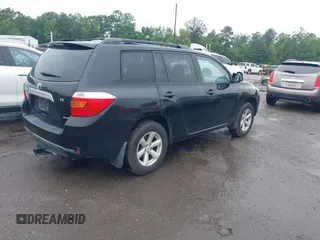 2008 Toyota Highlander z VIN JTEES41A482042939, wystawiony jako IAAI lot #42523005 z przebiegiem 271 113 mil mil oraz . Historia ofert i sprzedaży dostępna na DreamBid. Obrazek 4.