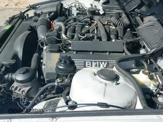 1999 BMW 7 Series 740iL z VIN WBAGH8331XDP01738, wystawiony jako IAAI lot #42357503 z przebiegiem Nie podano mil oraz . Historia ofert i sprzedaży dostępna na DreamBid. Obrazek 16.