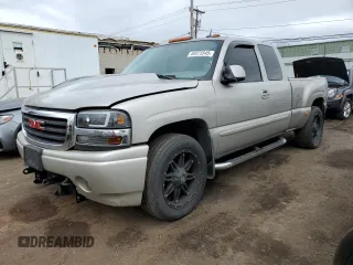 2004 GMC Sierra Denali z VIN 2GTFK69U741269913, wystawiony jako Copart lot #49373345 z przebiegiem 246 831 mil mil oraz Nie do naprawy • Non repairable. Historia ofert i sprzedaży dostępna na DreamBid. Obrazek 1.