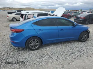 2017 Hyundai Elantra SE z VIN 5NPD84LF9HH182264, wystawiony jako Copart lot #56861135 z przebiegiem 84 768 mil mil oraz Szkoda całkowita • Salvage title. Historia ofert i sprzedaży dostępna na DreamBid. Obrazek 3.