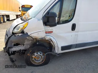 2018 Ram ProMaster Cargo with VIN 3C6URVJG1JE152160, listed as a IAAI auction lot 41758214 with 91,856 mi miles. Bid and sale history available at carsss.com. Image 6.