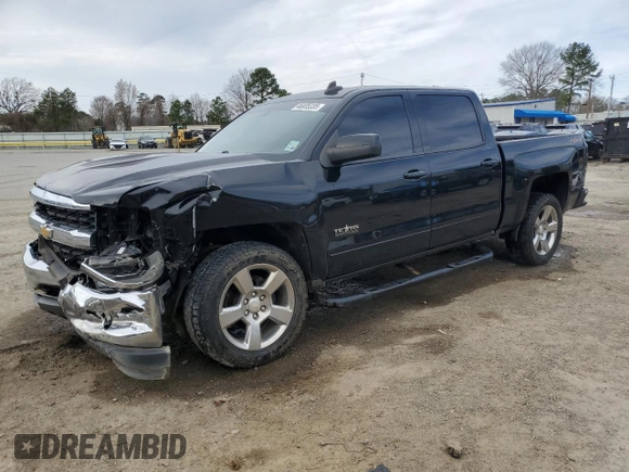 2018 Chevrolet Silverado 1500 LT with VIN 3GCUKREC5JG321483, listed as a Copart auction lot 46935335 with 130,860 mi miles and Salvage Title. Bid and sale history available at carsss.com. Image 1.