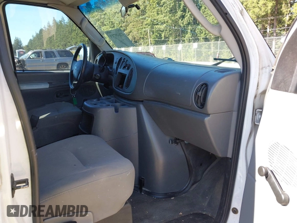 2005 Ford Econoline Cargo with VIN 1FTRE14W75HA86011, listed as a IAAI auction lot 42649719 with 176,639 mi miles and . Bid and sale history available at DreamBid. Image 5.