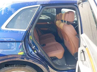 2023 Audi Q5 S line Premium Plus z VIN WA1EAAFY6P2038315, wystawiony jako IAAI lot #41990125 z przebiegiem 31 787 mil mil oraz . Historia ofert i sprzedaży dostępna na DreamBid. Obrazek 8.