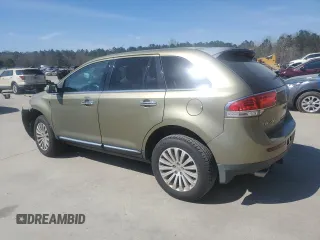 2013 Lincoln MKX with VIN 2LMDJ6JK9DBL42035, listed as a Copart auction lot 49130085 with 166,551 mi miles and Salvage Title. Bid and sale history available at carsss.com. Image 2.