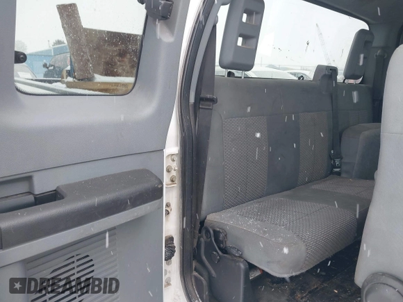 2016 Ford Super Duty F-250 SRW XLT with VIN 1FT7X2B67GEA18368, listed as a IAAI auction lot 41524825 with 139,242 mi miles. Bid and sale history available at carsss.com. Image 8.