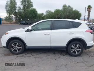 2018 Toyota RAV4 XLE with VIN JTMWFREV7JJ730811, listed as a IAAI auction lot 41075088 with 78,979 mi miles. Bid and sale history available at carsss.com. Image 14.