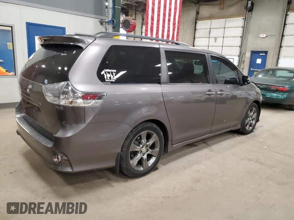 2016 Toyota Sienna SE with VIN 5TDXK3DC2GS750120, listed as a Copart auction lot 47225375 with 103,203 mi miles and Salvage title. Bid and sale history available at DreamBid. Image 3.