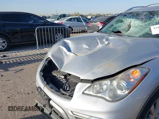 2017 Infiniti QX50 with VIN JN1BJ0RP9HM389511, listed as a IAAI auction lot 41839164 with 132,951 mi miles and . Bid and sale history available at carsss.com. Image 6.