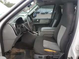 2004 Ford Expedition XLT with VIN 1FMPU16W84LA94570, listed as a Copart auction lot 70442774 with 254,932 mi miles and Salvage Title. Bid and sale history available at carsss.com. Image 7.