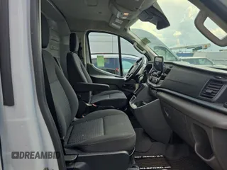 2021 Ford Transit Cargo with VIN 1FTBR2YG3MKA85227, listed as a IAAI auction lot 42678741 with 122,360 mi miles and . Bid and sale history available at DreamBid. Image 4.