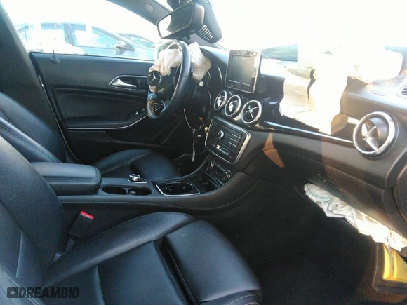 2016 Mercedes-Benz CLA with VIN WDDSJ4EB6GN333412, listed as a IAAI auction lot 34869801 with 121,179 mi miles. Bid and sale history available at carsss.com. Image 5.