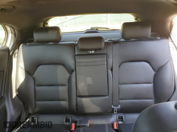 2019 Mercedes-Benz GLA 250 z VIN WDCTG4GB8KJ549895, wystawiony jako Copart lot #56713455 z przebiegiem 29 490 mil mil oraz Szkoda całkowita • Salvage title. Historia ofert i sprzedaży dostępna na DreamBid. Obrazek 10.