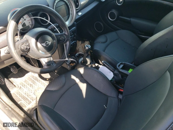 2013 MINI Cooper Clubman S with VIN WMWZG3C51DTY32864, listed as a Copart auction lot 50977845 with 138,878 mi miles and Salvage Title. Bid and sale history available at carsss.com. Image 8.