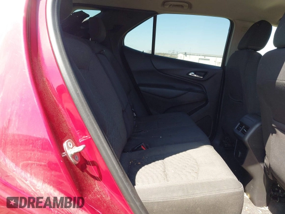 2018 Chevrolet Equinox LT with VIN 3GNAXSEV3JS511879, listed as a IAAI auction lot 42001009 with 184,169 mi miles. Bid and sale history available at carsss.com. Image 8.