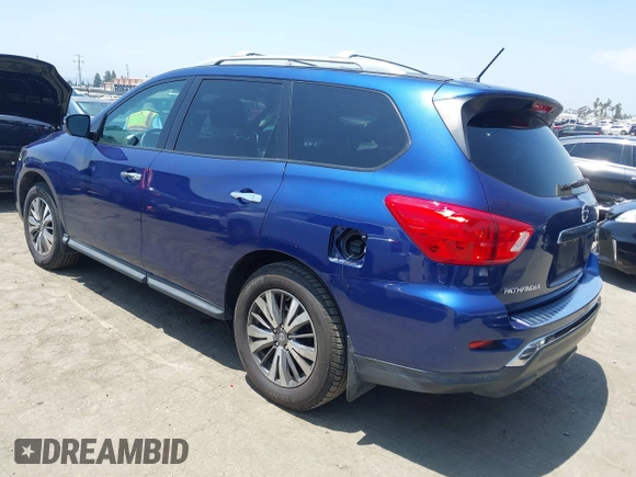 2017 Nissan Pathfinder Platinum with VIN 5N1DR2MN0HC616120, listed as a IAAI auction lot 42493238 with 90,960 mi miles and . Bid and sale history available at DreamBid. Image 3.