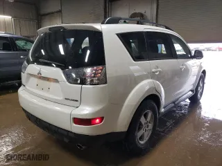 2009 Mitsubishi Outlander ES with VIN JA4LS21WX9Z013962, listed as a Copart auction lot 49263815 with 114,665 mi miles and Salvage Title. Bid and sale history available at carsss.com. Image 3.