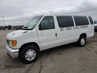 2003 Ford Econoline Passenger XL z VIN 1FBSS31L03HB23840, wystawiony jako Copart lot #78593064 z przebiegiem 59 021 mil mil oraz Szkoda całkowita • Salvage title. Historia ofert i sprzedaży dostępna na DreamBid. Obrazek 1.