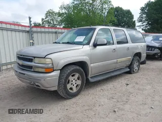 2004 Chevrolet Suburban LT with VIN 1GNEC16Z34J268718, listed as a IAAI auction lot 42078372 with 433,488 mi miles and . Bid and sale history available at DreamBid. Image 2.