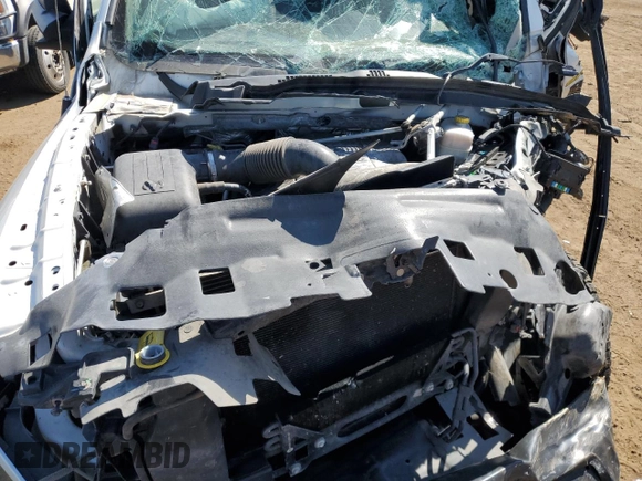 2016 Ram 2500 Tradesman z VIN 3C6LR5AT6GG257850, wystawiony jako Copart lot #71066084 z przebiegiem Nie podano mil oraz Nie do naprawy • Non repairable. Historia ofert i sprzedaży dostępna na DreamBid. Obrazek 12.