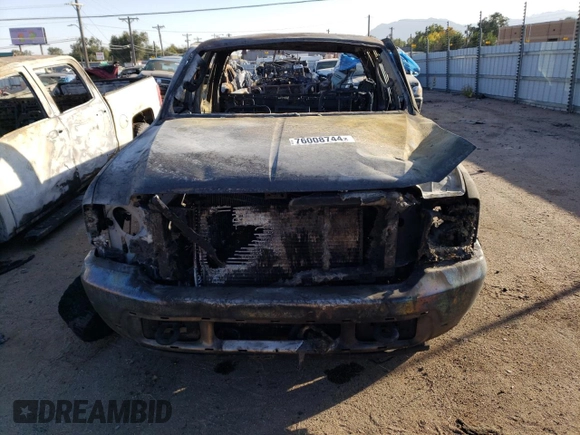 2003 Ford Super Duty F-250 XL with VIN 1FTNX21L23EC26750, listed as a Copart auction lot 76008744 with Not Provided miles and Non Repairable. Bid and sale history available at carsss.com. Image 5.