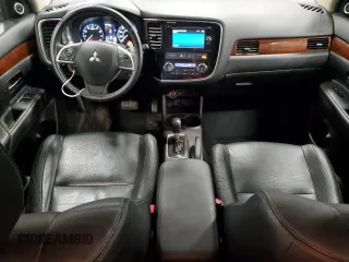 2015 Mitsubishi Outlander GT z VIN JA4JZ4AXXFZ013771, wystawiony jako Copart lot #60136855 z przebiegiem 175 489 mil mil oraz Szkoda całkowita • Salvage title. Historia ofert i sprzedaży dostępna na DreamBid. Obrazek 8.