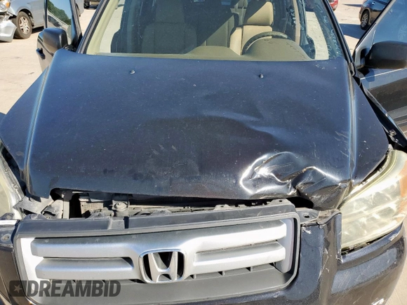 2006 Honda Pilot LX with VIN 5FNYF28116B022402, listed as a Copart auction lot 57600105 with 226,999 mi miles and Salvage title. Bid and sale history available at DreamBid. Image 12.