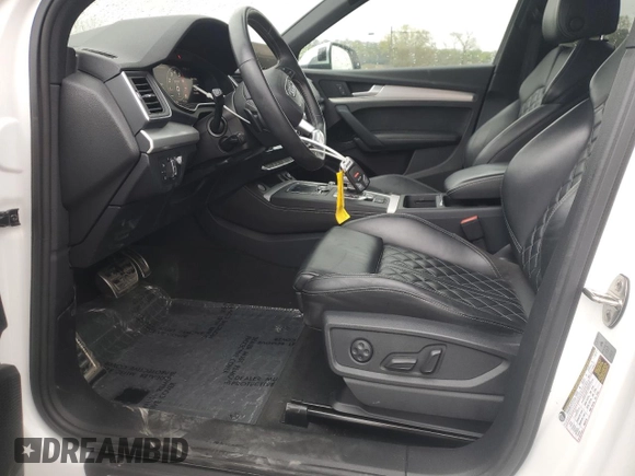 2018 Audi SQ5 Prestige with VIN WA1C4AFY3J2224433, listed as a Copart auction lot 50396395 with 68,916 mi miles and Salvage Title. Bid and sale history available at carsss.com. Image 7.