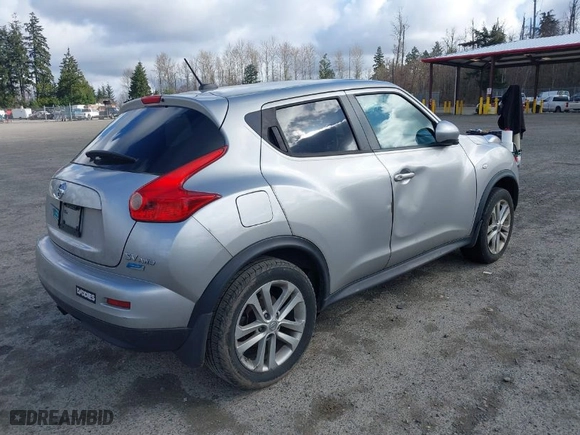 2012 Nissan Juke SV with VIN JN8AF5MVXCT120188, listed as a IAAI auction lot 41820302 with 140,024 mi miles. Bid and sale history available at carsss.com. Image 4.