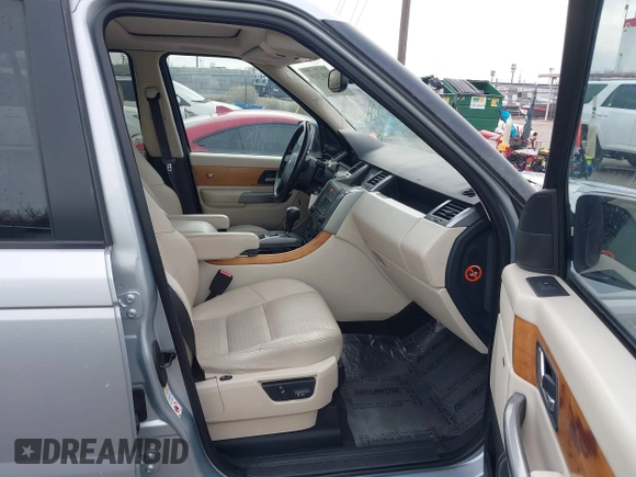 2006 Land Rover Range Rover Sport SC with VIN SALSH23406A960152, listed as a IAAI auction lot 41467139 with 167,916 mi miles. Bid and sale history available at carsss.com. Image 5.