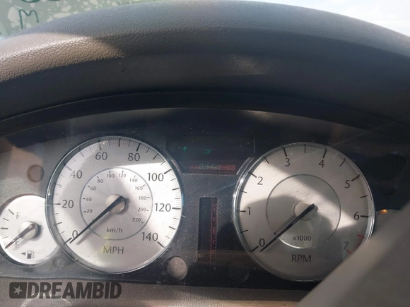 2008 Chrysler 300 Limited with VIN 2C3KA33G98H172006, listed as a IAAI auction lot 41445953 with 183,451 mi miles and . Bid and sale history available at DreamBid. Image 7.
