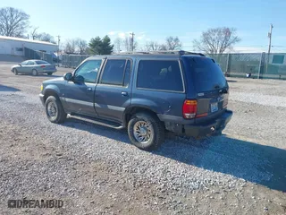 1998 Mercury Mountaineer with VIN 4M2ZU55P3WUJ17243, listed as a IAAI auction lot 41658097 with 219,464 mi miles. Bid and sale history available at carsss.com. Image 3.